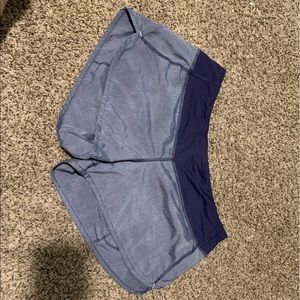 Lululemon shorts size 6